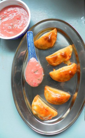 mini pizzelles aux fromages pour l'apéritif c'est impeccable!!